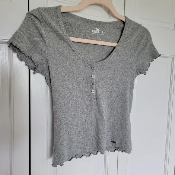 Hollister Tops Hollister Tshirt Grey Ribbed Lettuce Hem Half